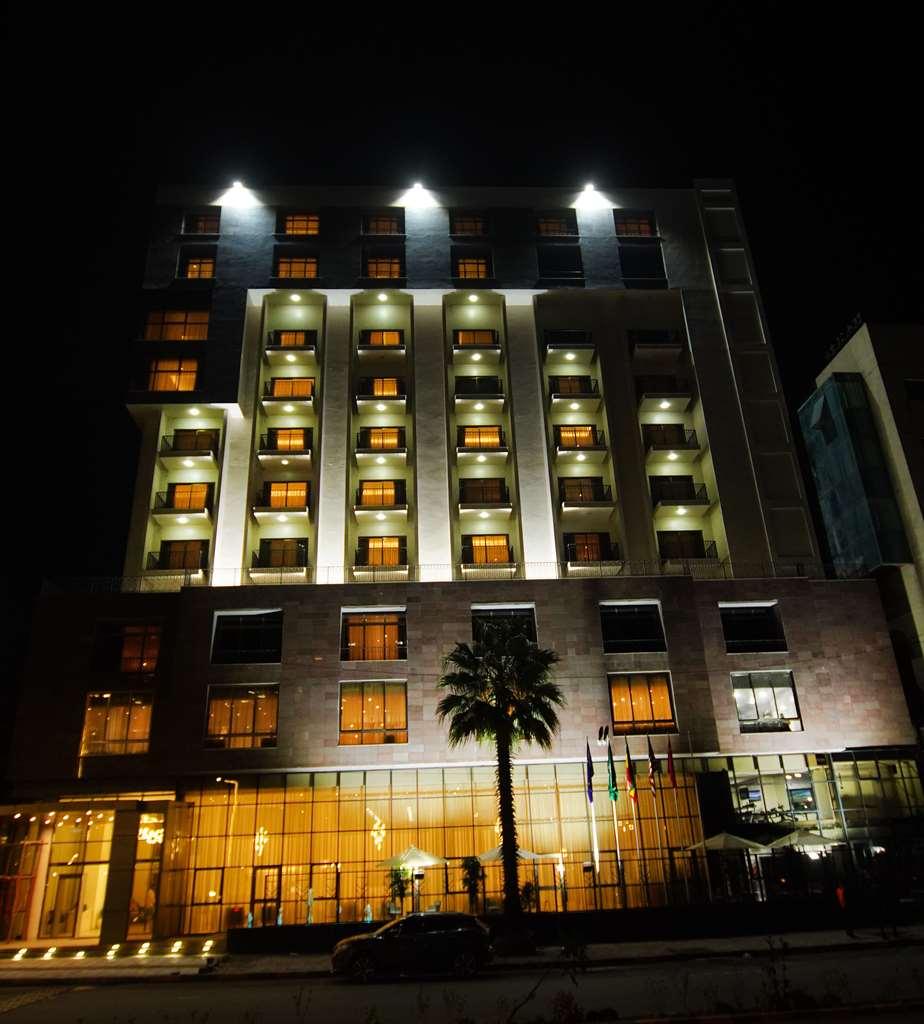Best Western Premier Dynasty Addis Abeba Exterior foto